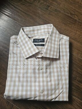 Mens Tie Bar Button Down Shirt Sz 17 Med Large Tan White No Iron. #E